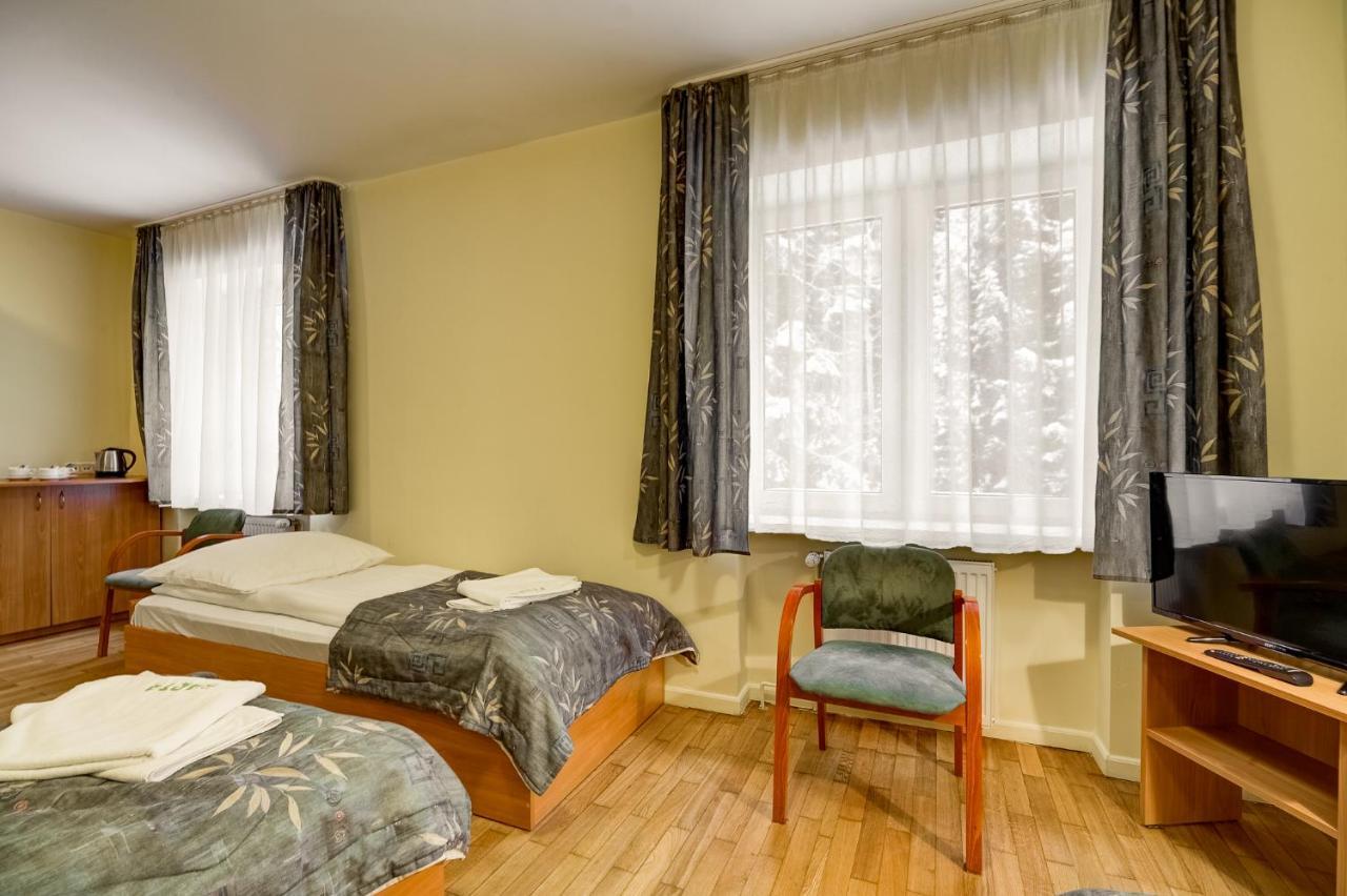 Osrodek Wypoczynkowy Barta Hotell Tylicz Exteriör bild