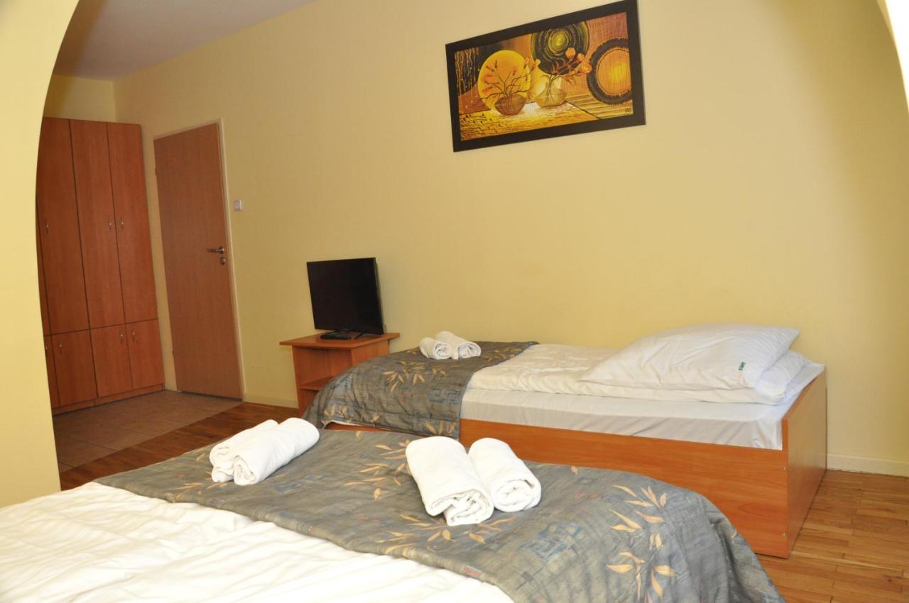 Osrodek Wypoczynkowy Barta Hotell Tylicz Exteriör bild