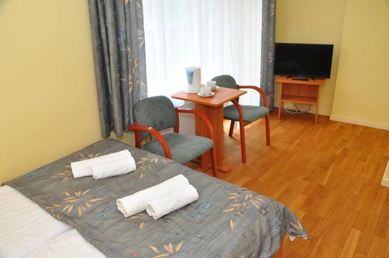Osrodek Wypoczynkowy Barta Hotell Tylicz Exteriör bild