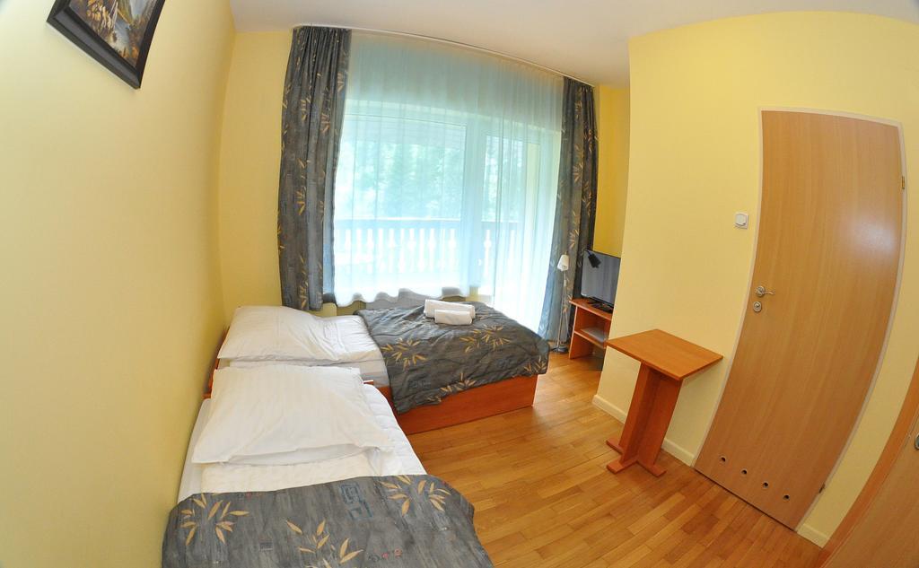Osrodek Wypoczynkowy Barta Hotell Tylicz Exteriör bild